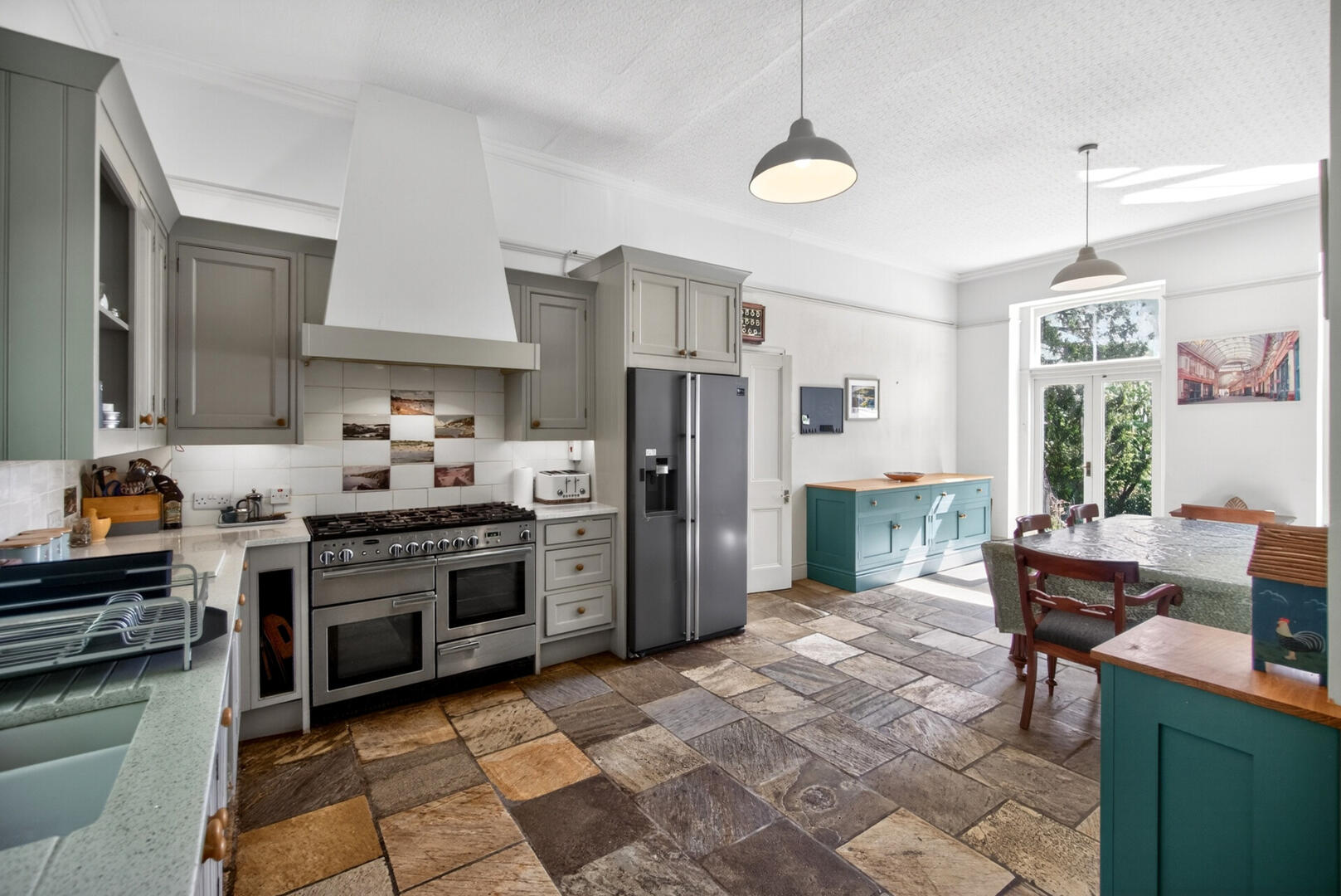 7 bed property in Kenwyn Close, Truro
